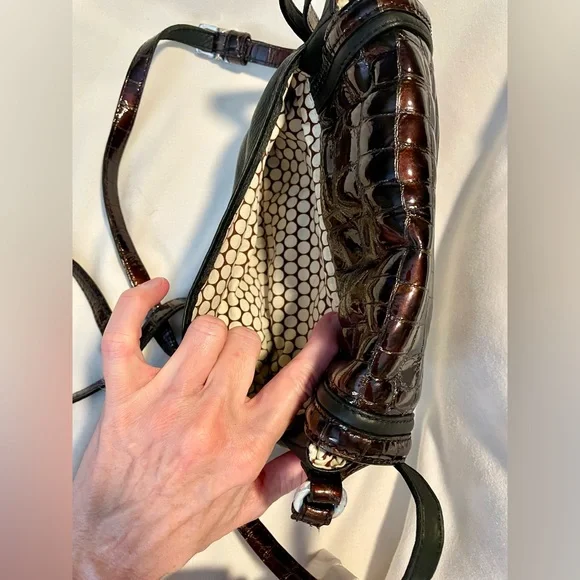 *VINTAGE* Brighton Crossbody Purse/Bag - Patent Leather Croc- Brown/Black - Picture 9 of 15